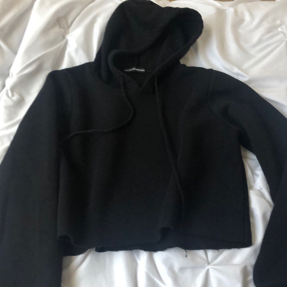 Black cropped hoodie
